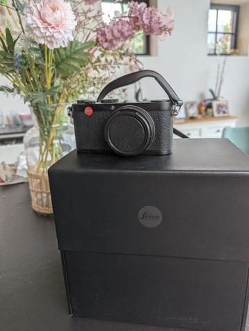 Leica X1  - (in originele doos) disponible aux enchères