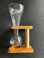 Kwak glas in houten staander, Gebruikt, Ophalen, Bierglas