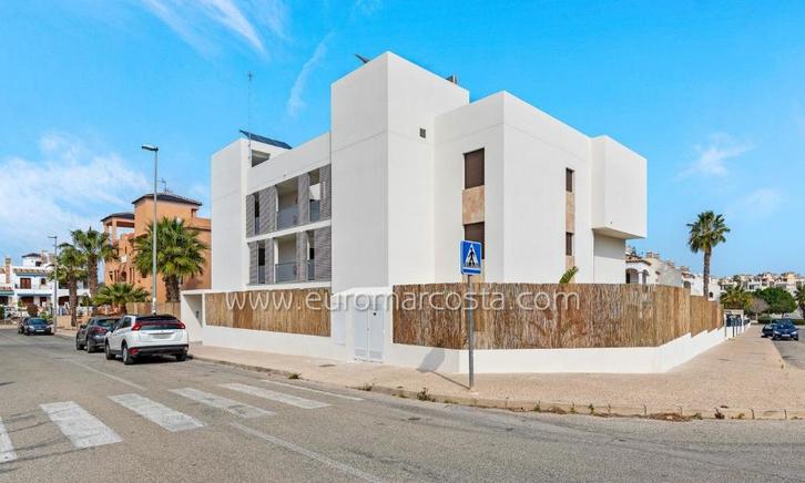 REF.T44549 Penthouse exclusif flambant neuf à Villamartín, Immo, Buitenland, Spanje, Woonhuis, Stad
