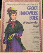 Vintage Handwerkboek – Grootmoeders Jeugd met Modeprenten, Gelezen, Ilonka & Leonard decVries & Margit Reij, Ophalen of Verzenden