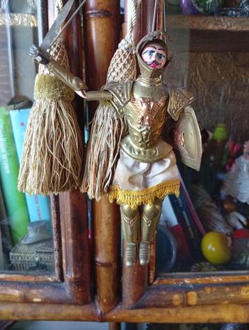 Rare marionnette sicilienne miniature, Enlèvement