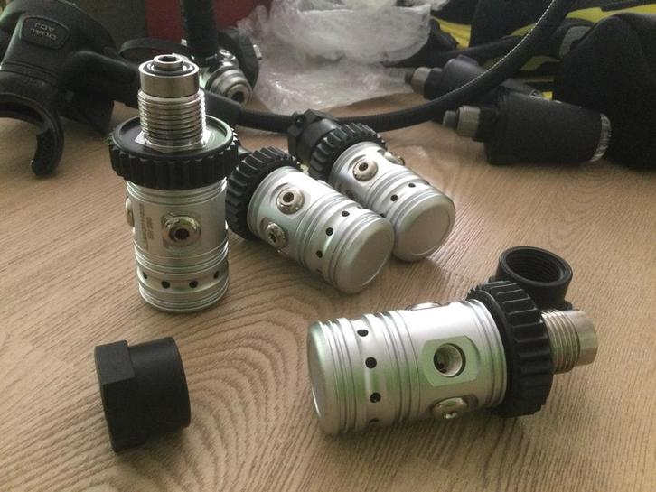 First Stage Din 300 Bar nieuw 90€ - Ecocheques, Watersport en Boten, Duiken, Nieuw, Overige typen, Ophalen of Verzenden