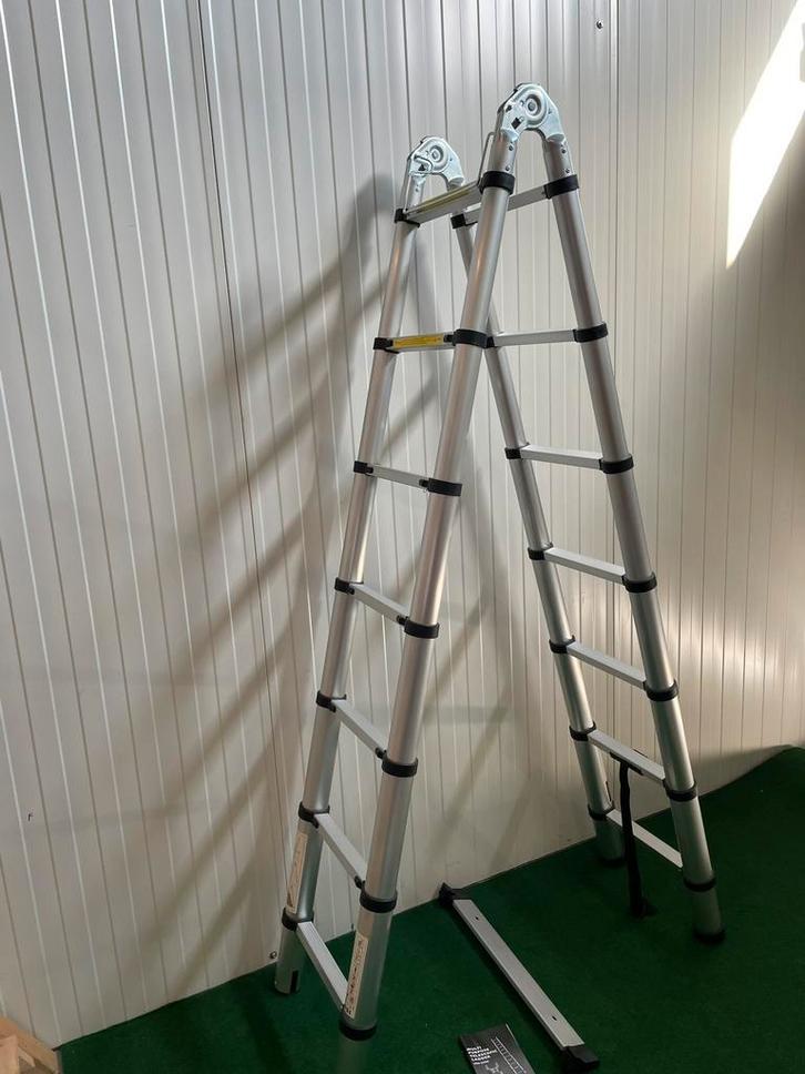 Nieuwe 4.4M multifunctionele ladder, Doe-het-zelf en Bouw, Ladders en Trappen, Nieuw, 4 meter of meer, Opvouwbaar of Inschuifbaar