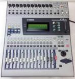 Yamaha 01V Digital mixing console + Flight Case, Enlèvement, Utilisé, 20 canaux ou plus, Entrée micro