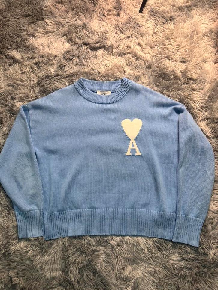 Ami paris - Baby blue, Kleding | Heren, Truien en Vesten, Zo goed als nieuw, Maat 48/50 (M), Blauw, Ophalen of Verzenden