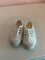 Chaussures blanc brodé 23 fille, Comme neuf