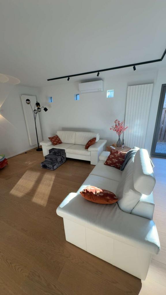 Witte lederen zetel + GRATIS onderhoudsproduct, Huis en Inrichting, Zetels | Zetels, Ophalen