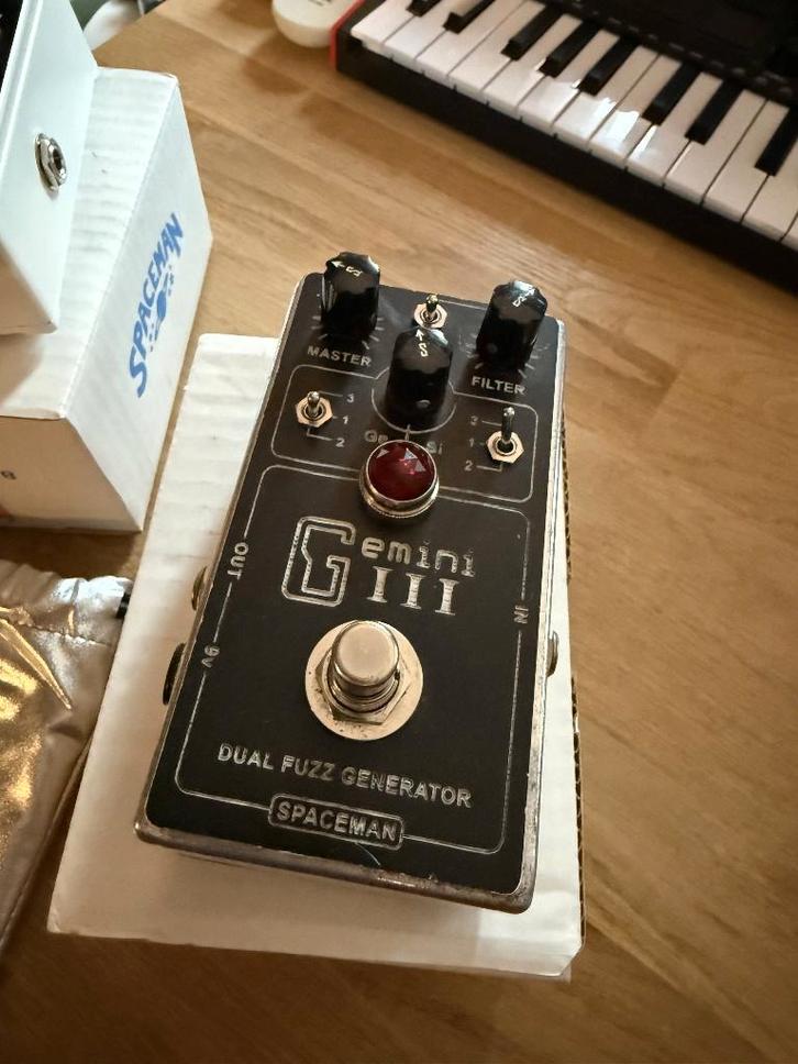 Pédales STRYMON / SPACEMAN / CHASE BLISS / DRYBELL, Musique & Instruments, Effets, Utilisé, Delay ou Écho, Distortion, Overdrive ou Fuzz
