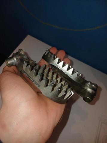 Scar titanium footpegs Yamaha YZ YZF beschikbaar voor biedingen