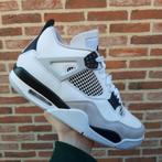 Jordan 4 military black  EU42, Comme neuf, Baskets, Enlèvement ou Envoi, Blanc