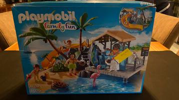 Playmobile family fun island resort beschikbaar voor biedingen