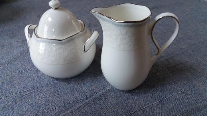 melk en suikerpot noritake, Antiek en Kunst, Antiek | Keramiek en Aardewerk, Ophalen of Verzenden