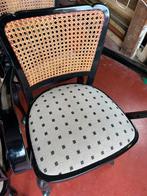 4 vintage stoelen, Ophalen of Verzenden, Zo goed als nieuw