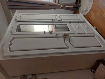 Garderobe beschikbaar voor biedingen