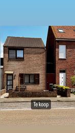 halfopen bebouwing te koop EVERGEM, Immo, Maisons à vendre, 200 à 500 m², Province de Flandre-Orientale, 2 pièces, Maison 2 façades