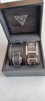 MONTRE HOMME GUESS QUARTZ, Bijoux, Sacs & Beauté, Montres | Femmes, Comme neuf, Guess, Enlèvement