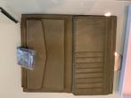 Porte feuille neuville, Handtassen en Accessoires, Ophalen of Verzenden, Zo goed als nieuw, Groen