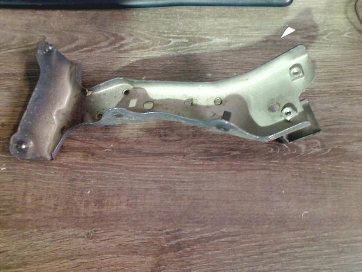 SUPPORT DIVERS Audi A3 Sportback (8VA / 8VF) (8v0821136C), Autos : Pièces & Accessoires, Suspension & Châssis, Audi, Utilisé