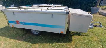 BAGAGEWAGEN MET HARDTOP  beschikbaar voor biedingen