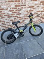 eerste fiets voor kleuters in goede staat - incl zijwieltjes, Fietsen en Brommers, Fietsen | Kinderfietsjes, Ophalen, Zijwieltjes