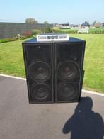 2 vibe 30 speakers met bijhorende versterker QSC GX5, Enlèvement, Comme neuf