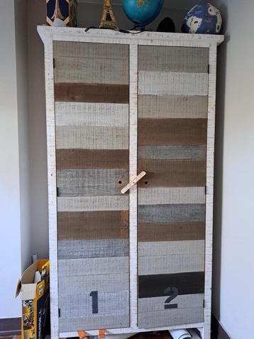 Armoire style "bord de mer" Maisons du monde beschikbaar voor biedingen