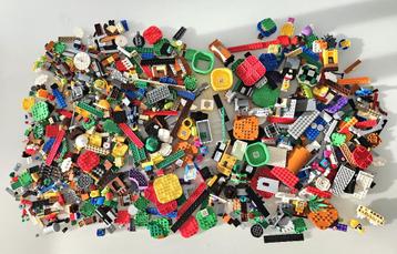 lot Lego Mario (blokken zijn in zeer mooie staat)  beschikbaar voor biedingen