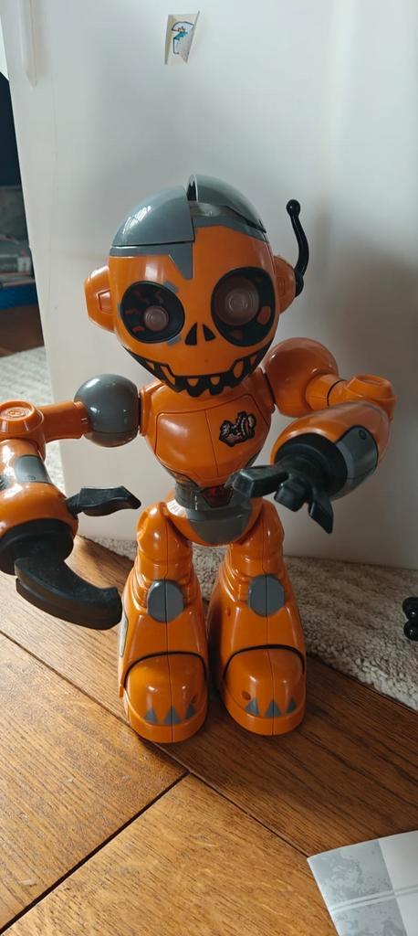 WowWee robot zombie, Kinderen en Baby's, Speelgoed | Actiefiguren, Zo goed als nieuw, Ophalen of Verzenden