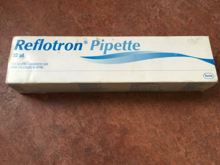 Repeteer pipet 32 microliter, Diversen, Braces