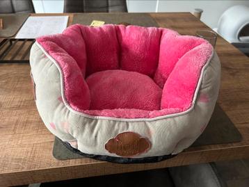 Katten/hondenmand (Lief Lifestyle) beschikbaar voor biedingen