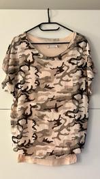 Lola&Liza zachtroze dubbele T-shirt met print, Kleding | Dames, T-shirts, Maat 38/40 (M), Lola & Liza, Ophalen of Verzenden, Zo goed als nieuw