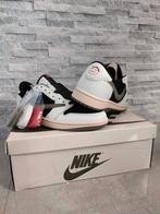 Nike Jordan 1 Travis Scott Olive Nieuw, Nieuw, Sneakers, Ophalen of Verzenden, Nike Jordan