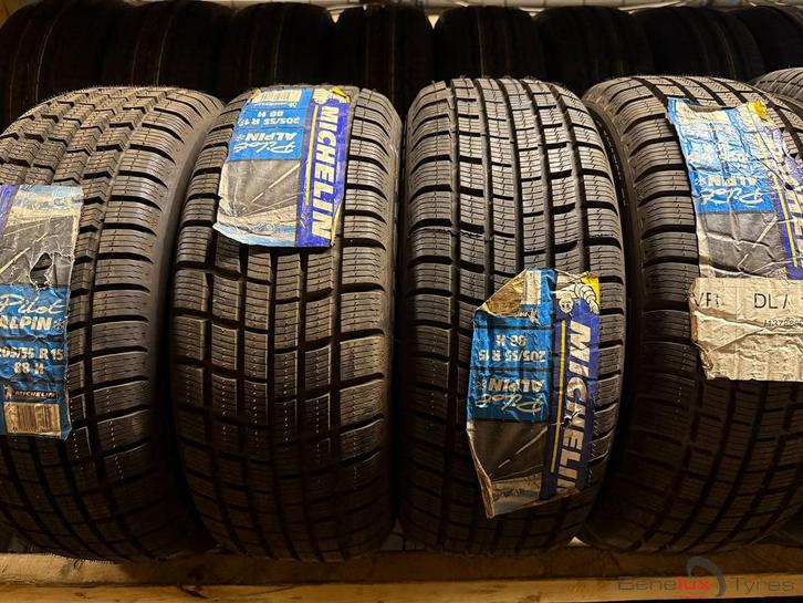winter nieuw 205/55R15 Michelin 205/55 R15 205/55/15 2055515, Auto-onderdelen, Banden en Velgen, Band(en), Winterbanden, 15 inch