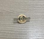 PIN - RAID GAULOISES - SIGARETTEN - CIGARETTES, Verzamelen, Verzenden, Gebruikt, Merk, Speldje of Pin