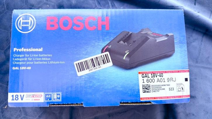 Bosch GAL 18V-40 Lader NIEUW (doos is niet open geweest), Doe-het-zelf en Bouw, Gereedschap | Machine-onderdelen en Toebehoren