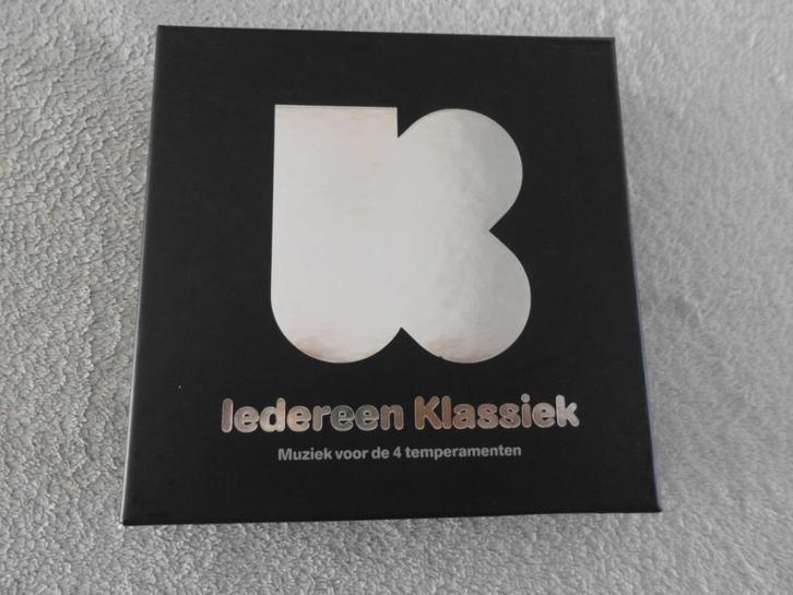 KLARA - Iedereen Klassiek (8 CD Box), Cd's en Dvd's, Cd's | Klassiek, Zo goed als nieuw, Overige typen, Boxset, Ophalen of Verzenden