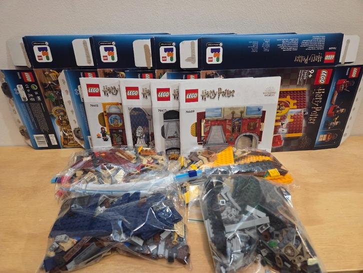 Lego House Banners 76409, 76410, 76411& 76412, Enfants & Bébés, Jouets | Duplo & Lego, Comme neuf, Lego, Ensemble complet, Enlèvement ou Envoi