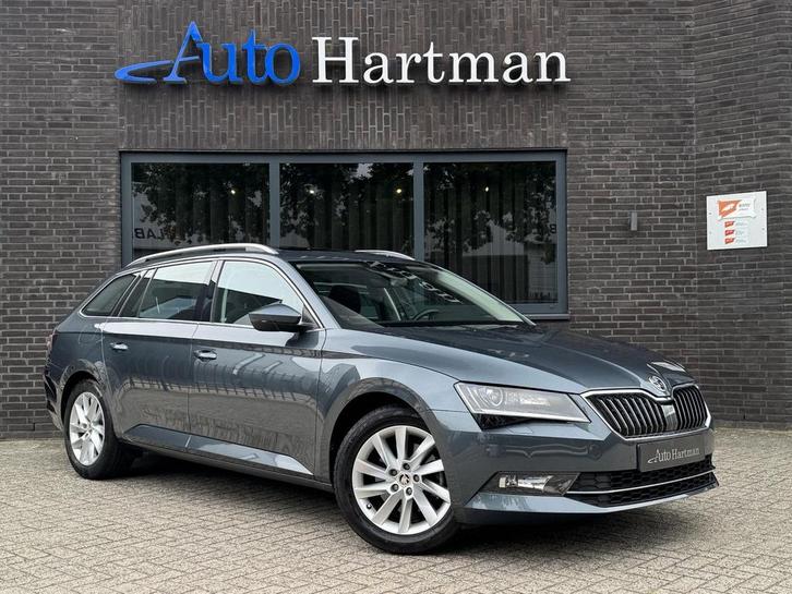 Skoda Superb Combi 1.4 TSI ACT Ambition Business PANO | TREK, Auto's, Skoda, Bedrijf, Superb, ABS, Adaptieve lichten, Airbags