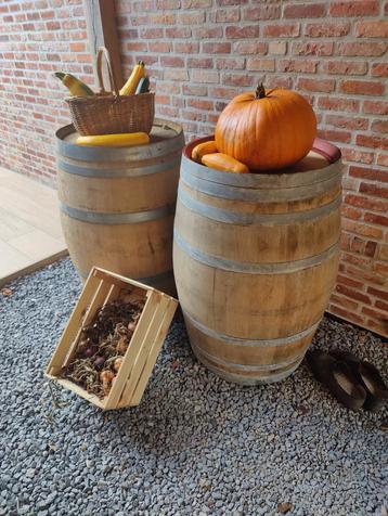 Eiken wijnvat/ Wijnton/ regenton/ ijsbad/ decoratie/wijn ton beschikbaar voor biedingen