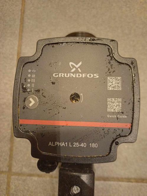 Circulateur Grundfos Alpha 1L 25-40 180, Bricolage & Construction, Chauffage & Radiateurs, Utilisé, Autres types, Moins de 200 watts