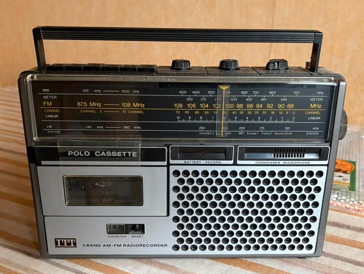 Vintage ITT Polo Cassette radio, TV, Hi-fi & Vidéo, Radios, Utilisé, Radio, Enlèvement