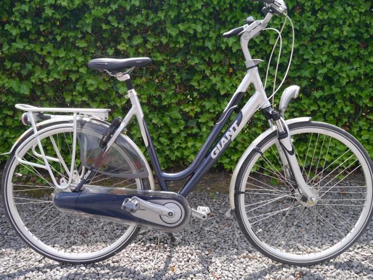Giant Dames maat large, Fietsen en Brommers, Fietsen | Dames | Damesfietsen, Zo goed als nieuw, Giant, Versnellingen, 56 cm of meer