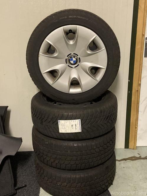 BMW 1 Serie E87 Goodyear 205/55/16 Winter, Auto-onderdelen, Banden en Velgen, Banden en Velgen, Winterbanden, 16 inch, 205 mm