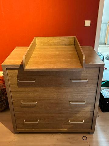 Babytafel/kast, Enlèvement, Armoire