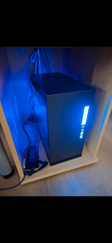 Medion Erazer Engineer P10 Gaming PC – Krachtige Game-ervari, Computers en Software, Desktop Pc's, Ophalen, Zo goed als nieuw