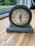 Petite horloge, Huis en Inrichting, Woonaccessoires | Klokken, Ophalen, Zo goed als nieuw