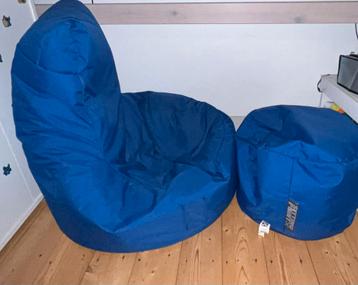 Zitzak met voetenbankje  beschikbaar voor biedingen