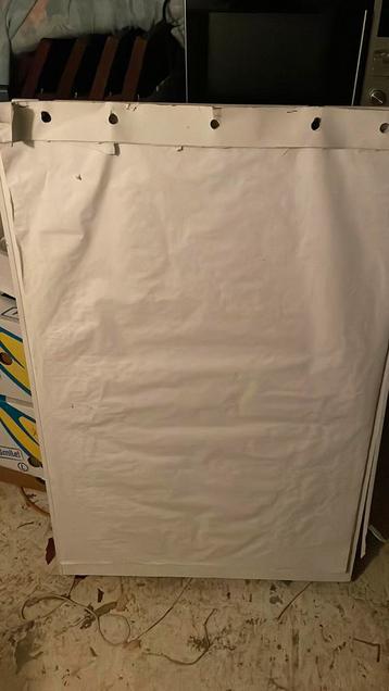 Flip chart beschikbaar voor biedingen