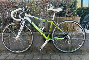 Koersfiets kind (6-10jaar) beschikbaar voor biedingen