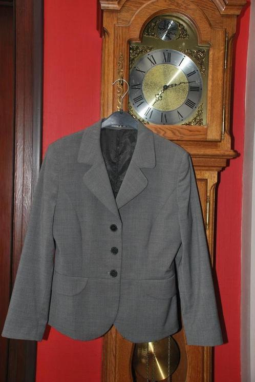 Veste de tailleur Blazer de marque"UDC"gris moyen T40 NEUVE, Vêtements | Femmes, Vestes & Costumes, Neuf, Manteau, Taille 38/40 (M)